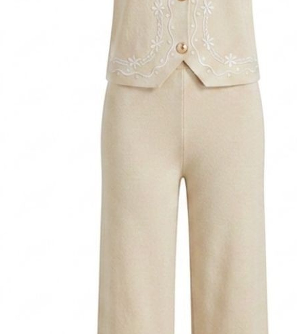 Ensemble Beige Broderie Blanche — détail